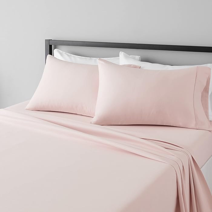 Amazon Basics Lightweight, Breathable, Wrinkle Resistant Microfiber 4-Piece Bed Sheet Set with 14... | Amazon (US)