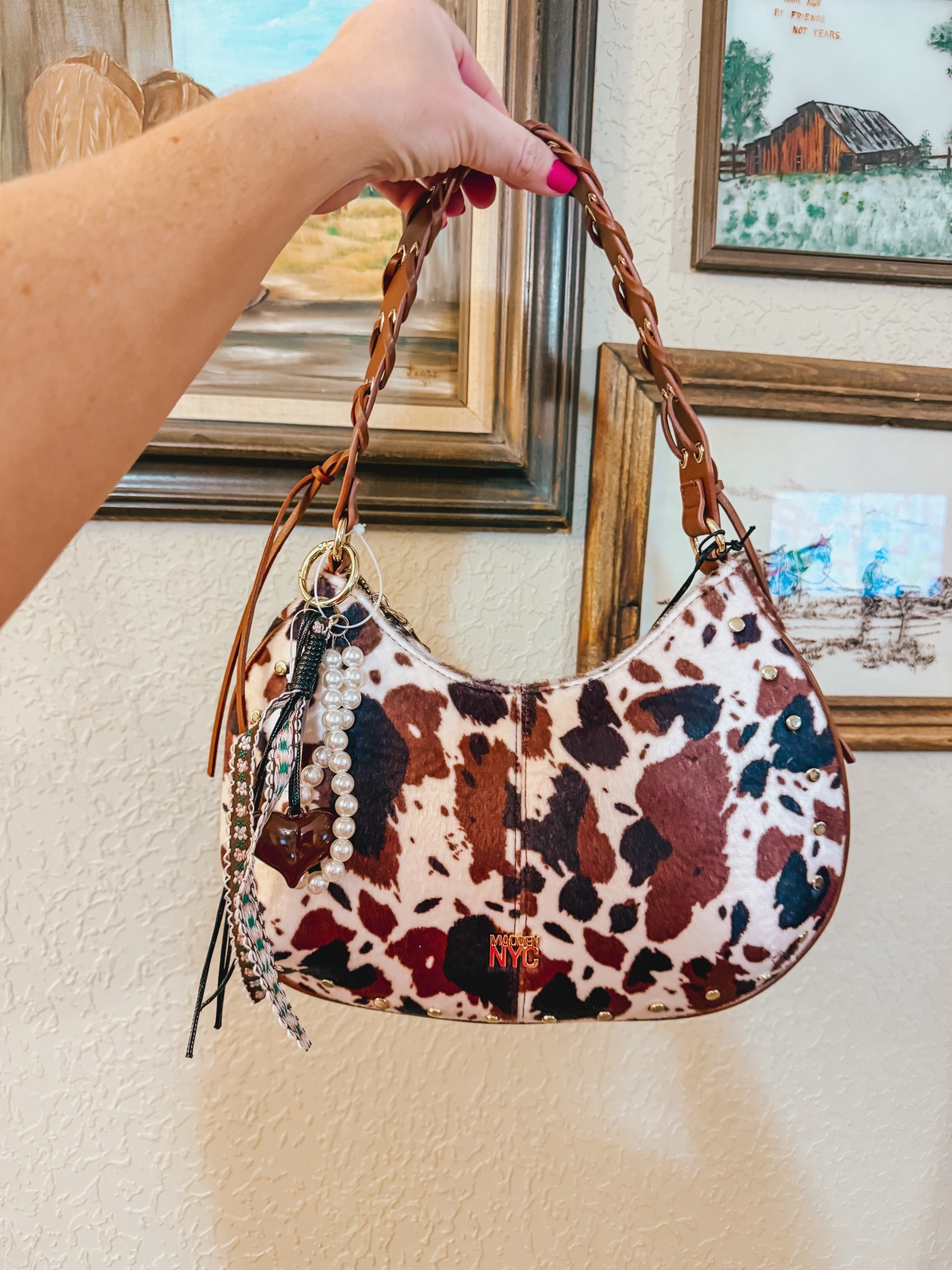 Walmart Western Cowgirl Purse


#LTKTravel #LTKSeasonal #LTKSpringSale