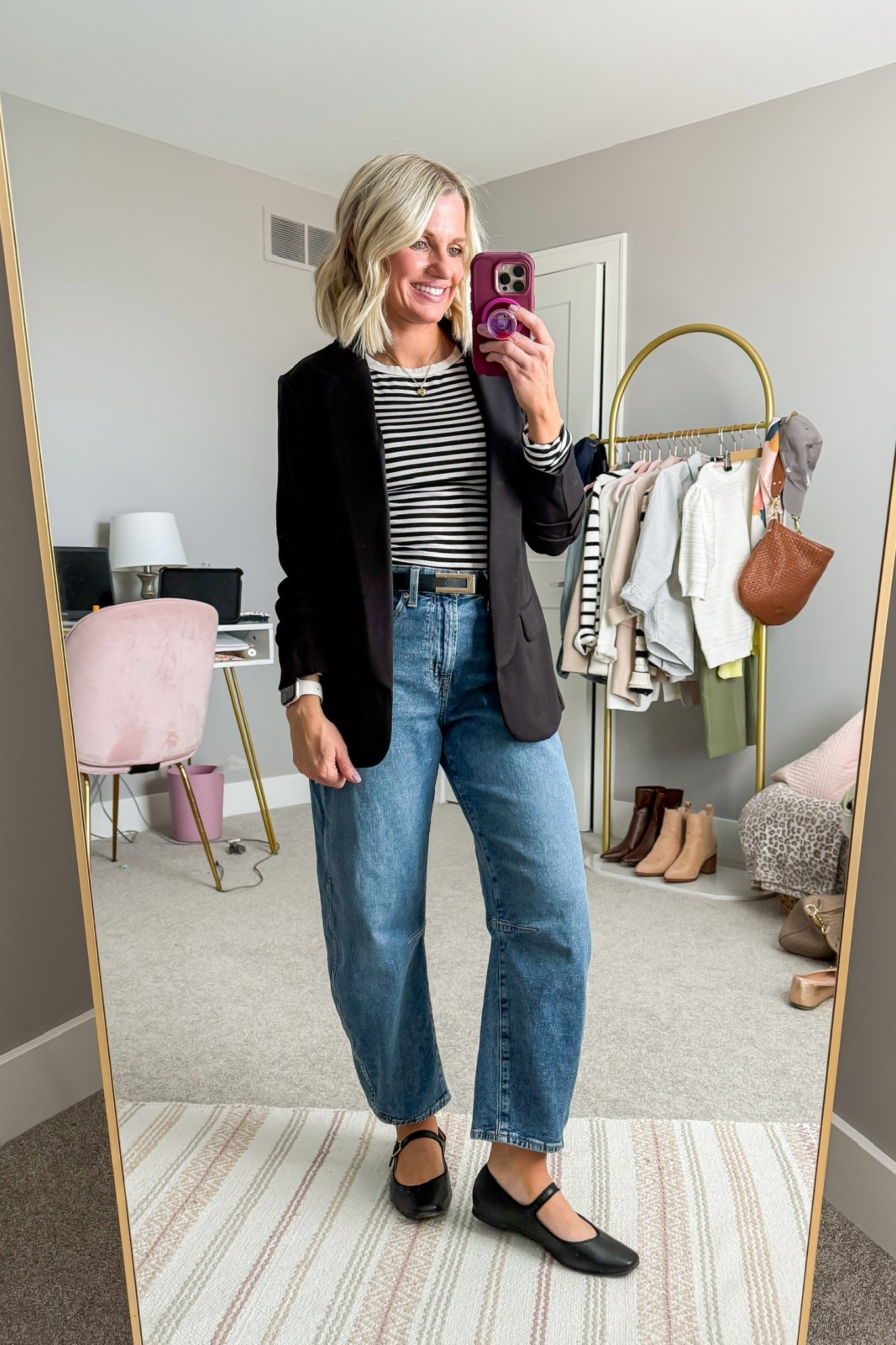 Styling barrel jeans with a blazer.

#LTKootd #LTKPetite #LTKOver40