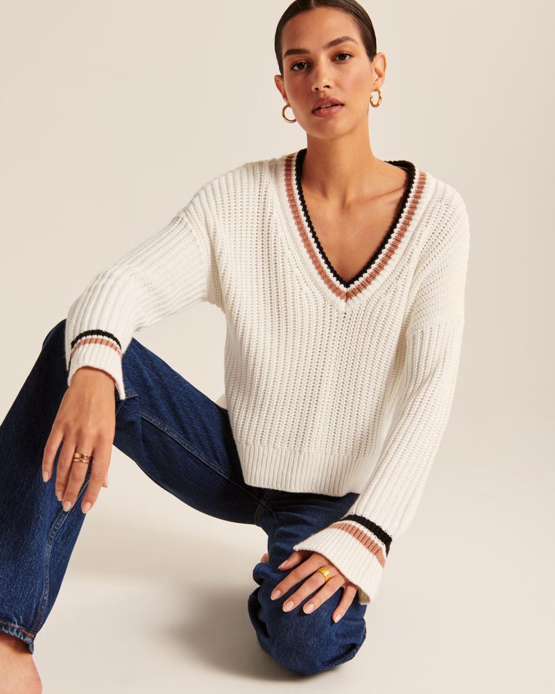 Women's Easy Tipped V-Neck Sweater | Women's Tops | Abercrombie.com | Abercrombie & Fitch (US)