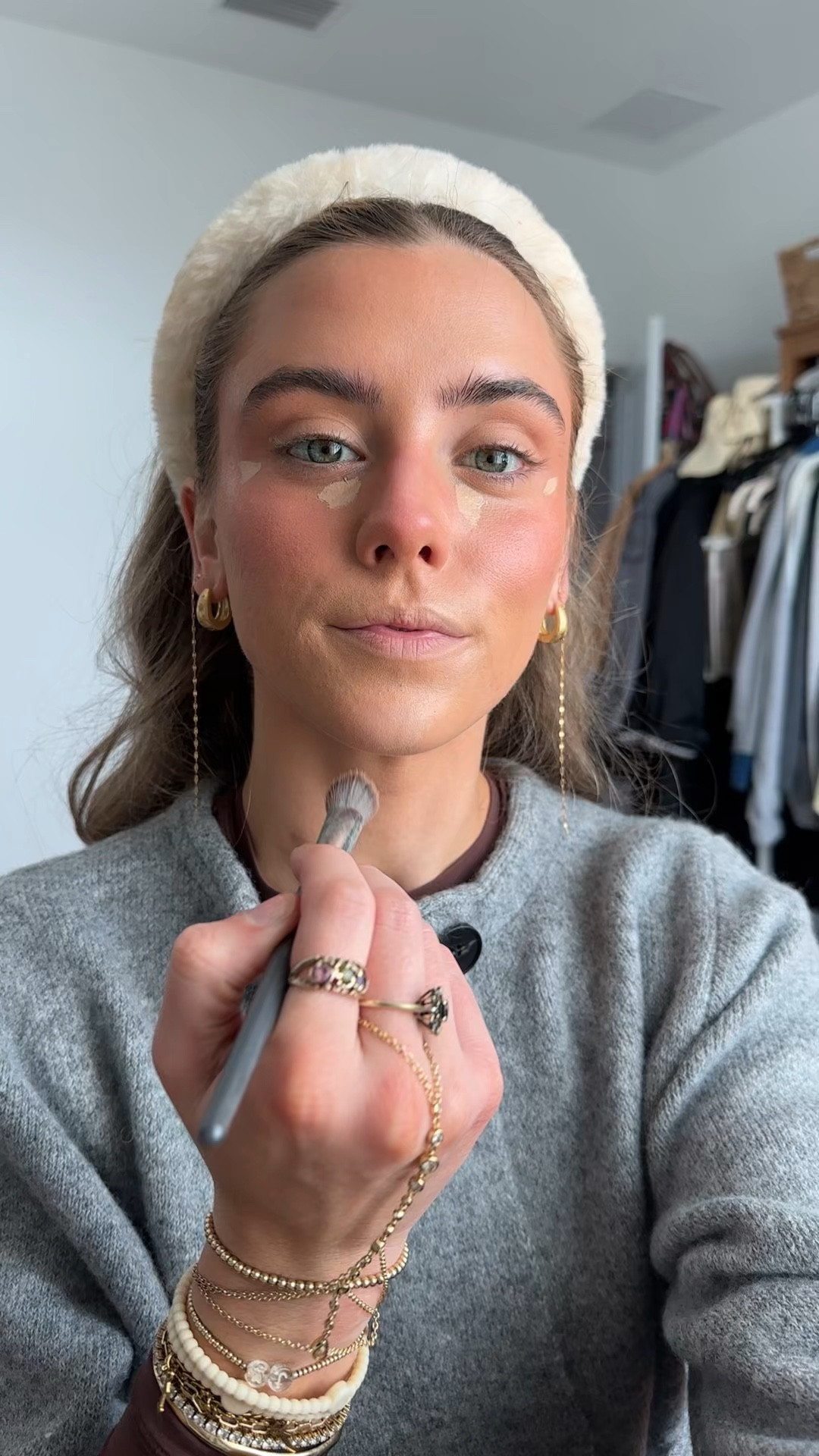 BK BEAUTY BRUSHES - ANGIE HOT & FLASHY A506 CONCEALER - Viral "Kitten Paw" Face Brush - Under-Eye Concealing and Contouring - Makeup Brushes

#LTKgrwm #LTKFindsUnder50 #LTKBeauty