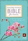 Everyday Matters Bible for Women (Hardcover): Practical Encouragement to Make Every Day Matter | Amazon (US)