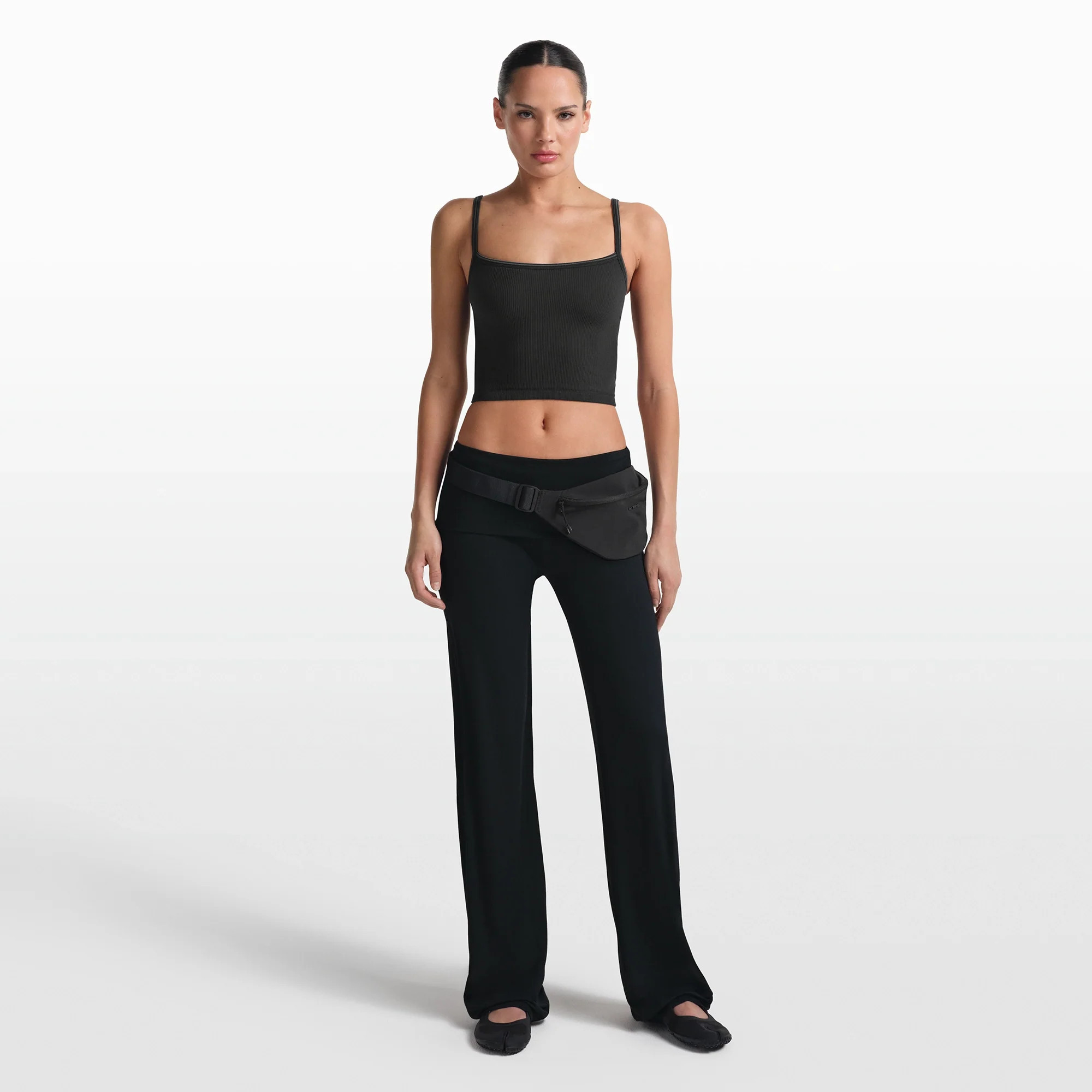 SKIMS Cami Top Obsidian | Black | Small | NikeSKIMS Ribbed Seamless | SKIMS (US)