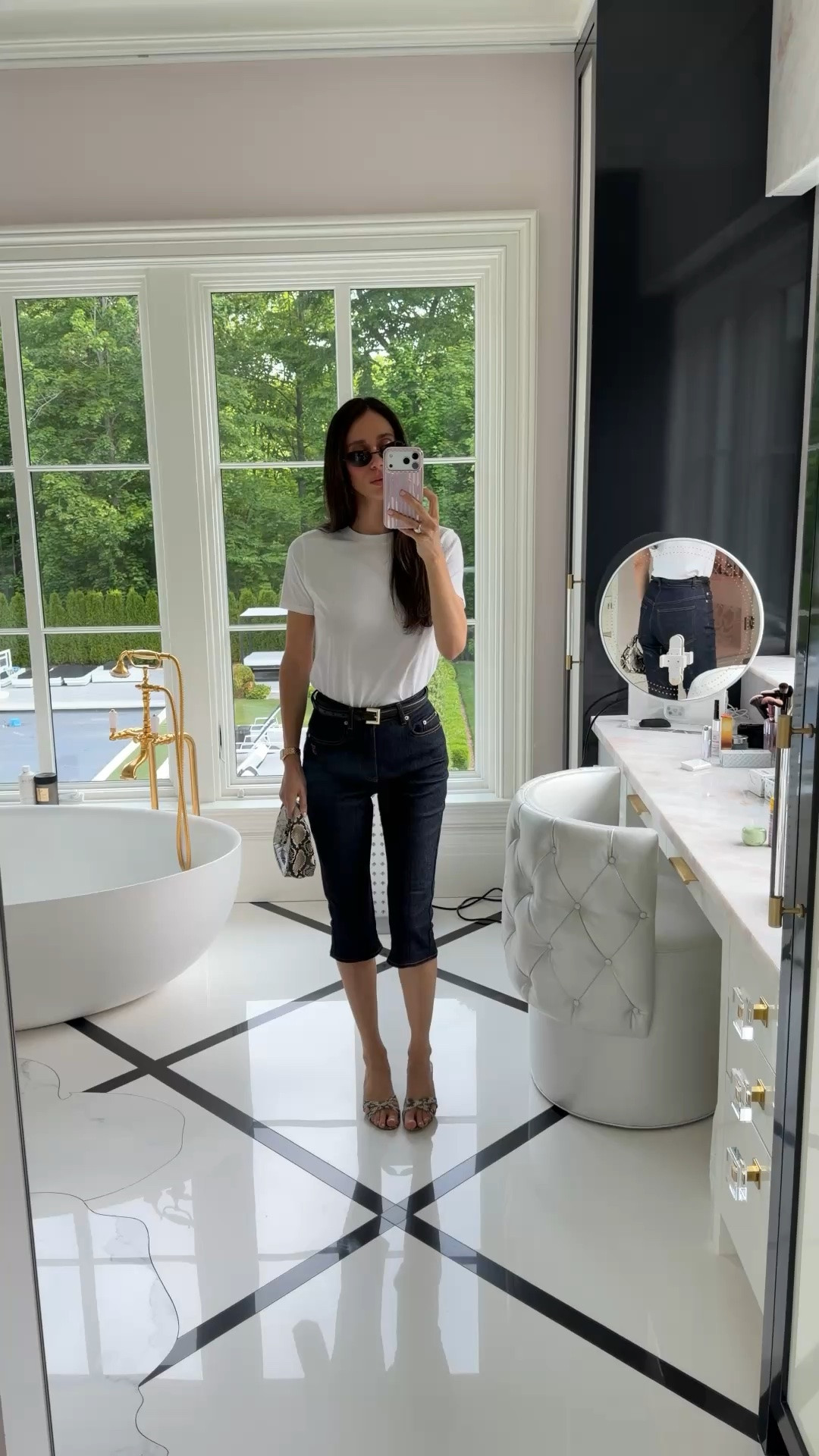 Tonight’s look 🤍🩶

#LTKmomlife #LTKgrwm #LTKdayinmylife