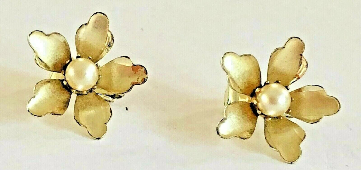 Vintage CORO Faux Pearl Gold Tone Flower Clip on Earrings 1" D | eBay US