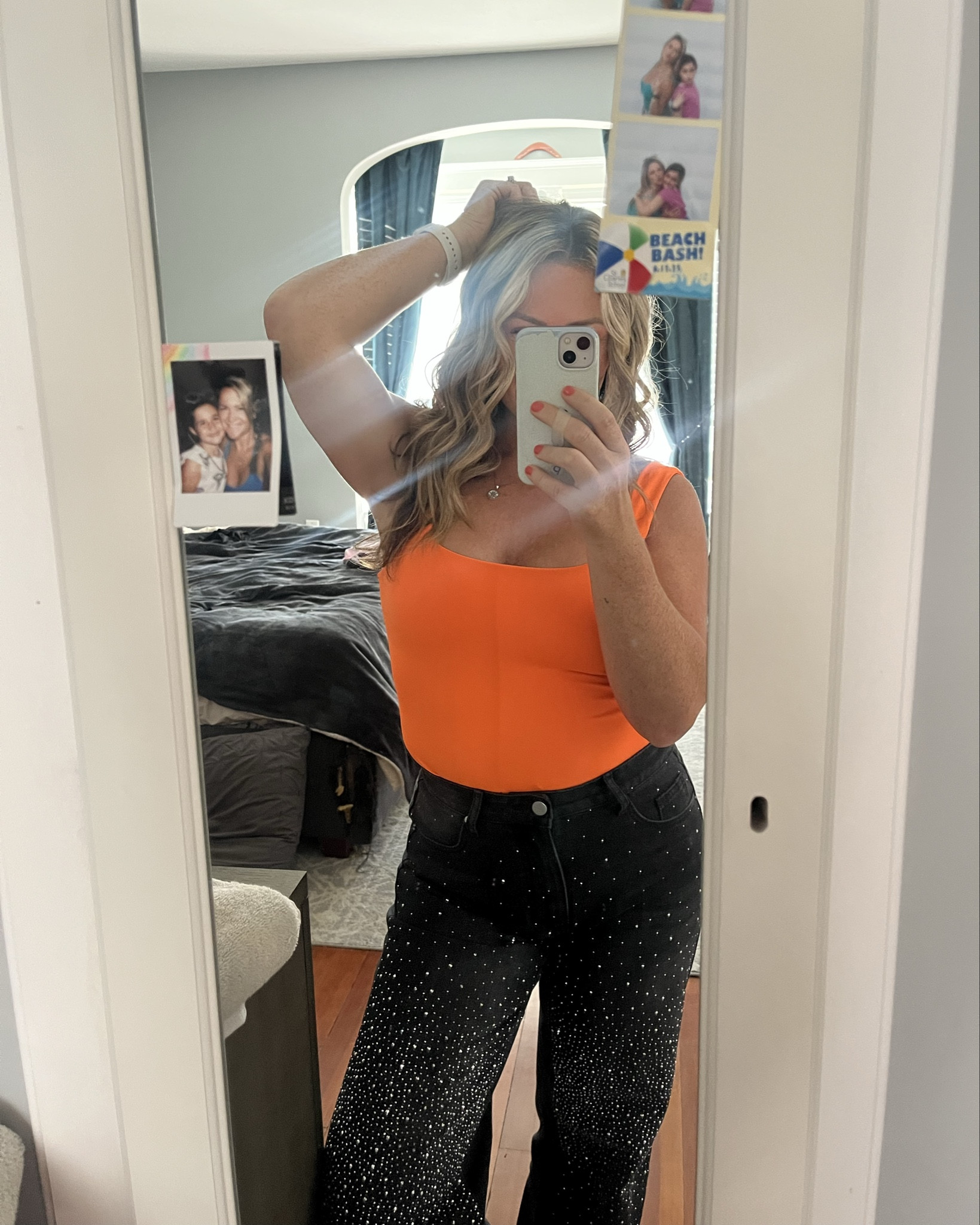 Always have to add a little sparkle to your #ootd #blackjeans #neonbodysuit

#LTKFindsUnder50 #LTKStyleTip