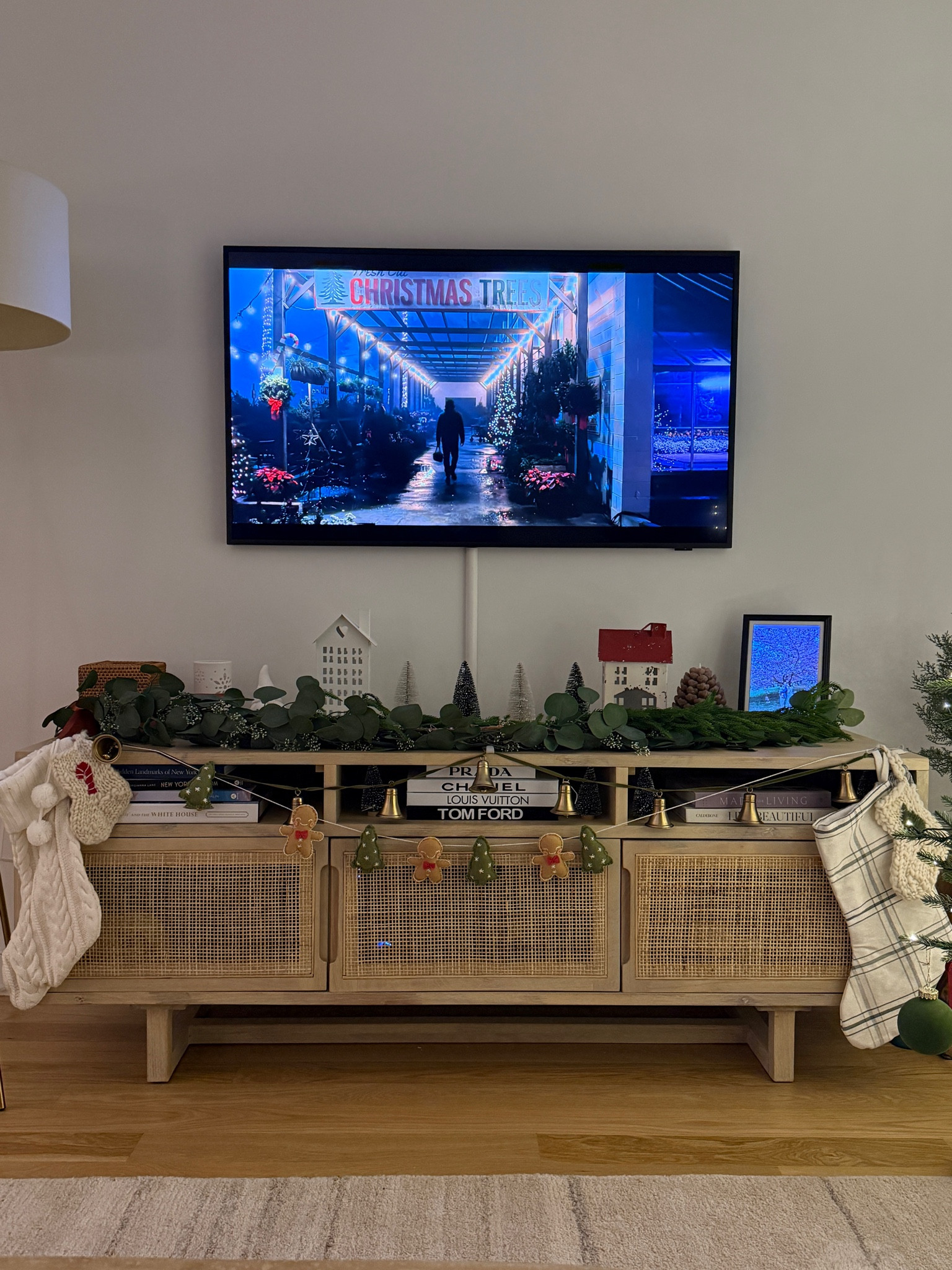 Holiday decor 

#LTKSaleAlert #LTKSeasonal #LTKHoliday