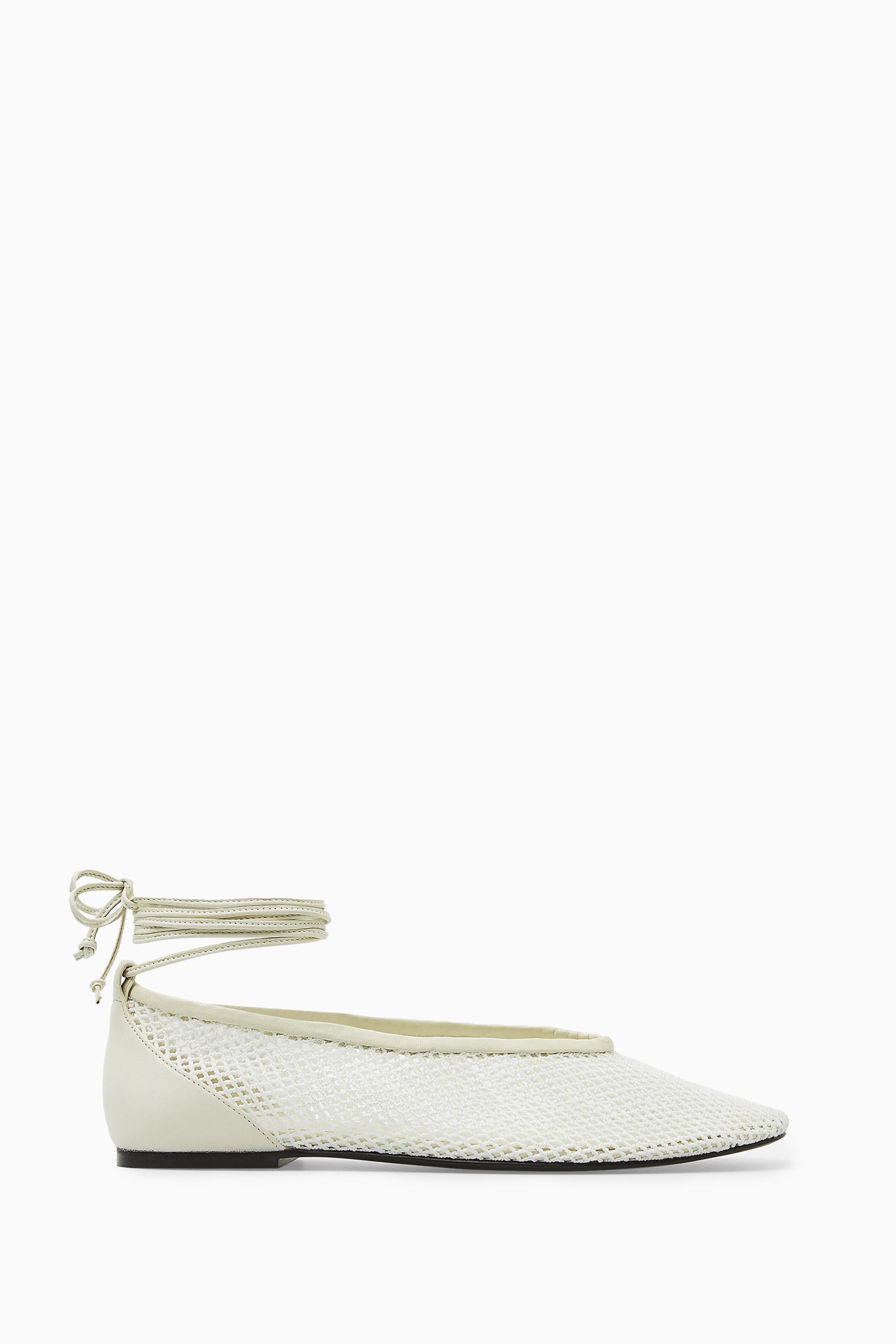 BALLERINAS AUS MESH MIT LEDERBESATZ - WEISS | COS (EU)