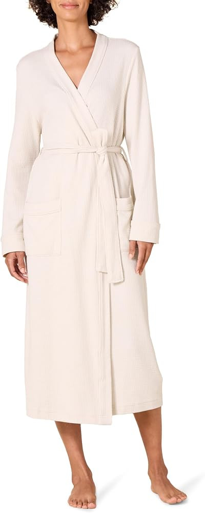 Amazon Essentials Women's Lightweight Waffle Bath Robe (Available in Plus Size) | Amazon (US)