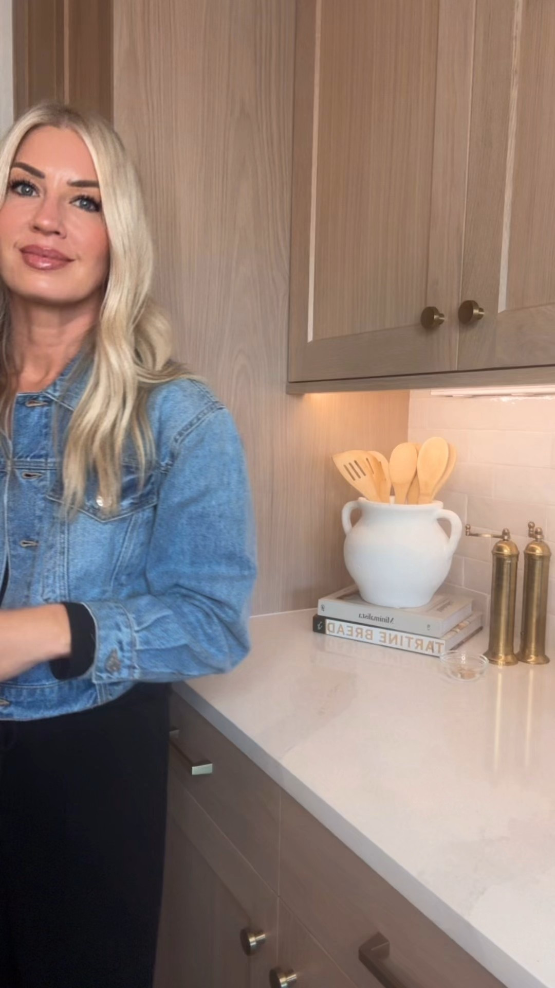 Immune boosting supplement 
Black Friday 25% off sale 
Further Food vitamins 
Self care 
Mom life 
Elderberry #LTKCyberWeek 

#LTKfitnessgoals #LTKmomlife