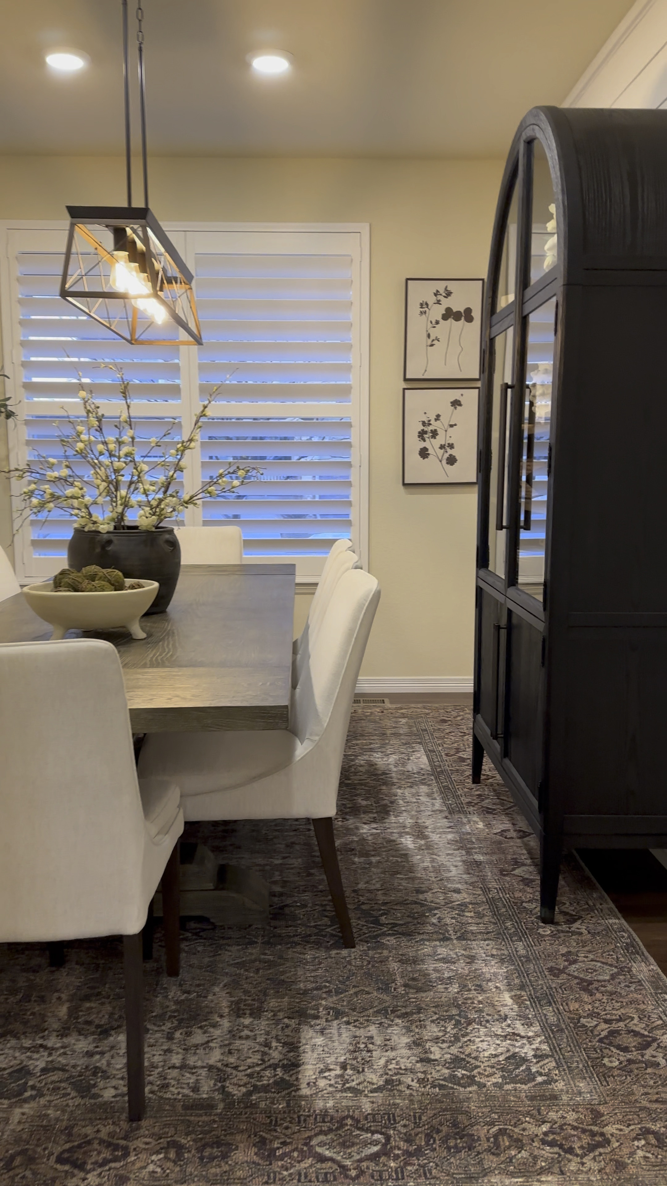 Shop formal dining room.

#LTKVideo #LTKhome