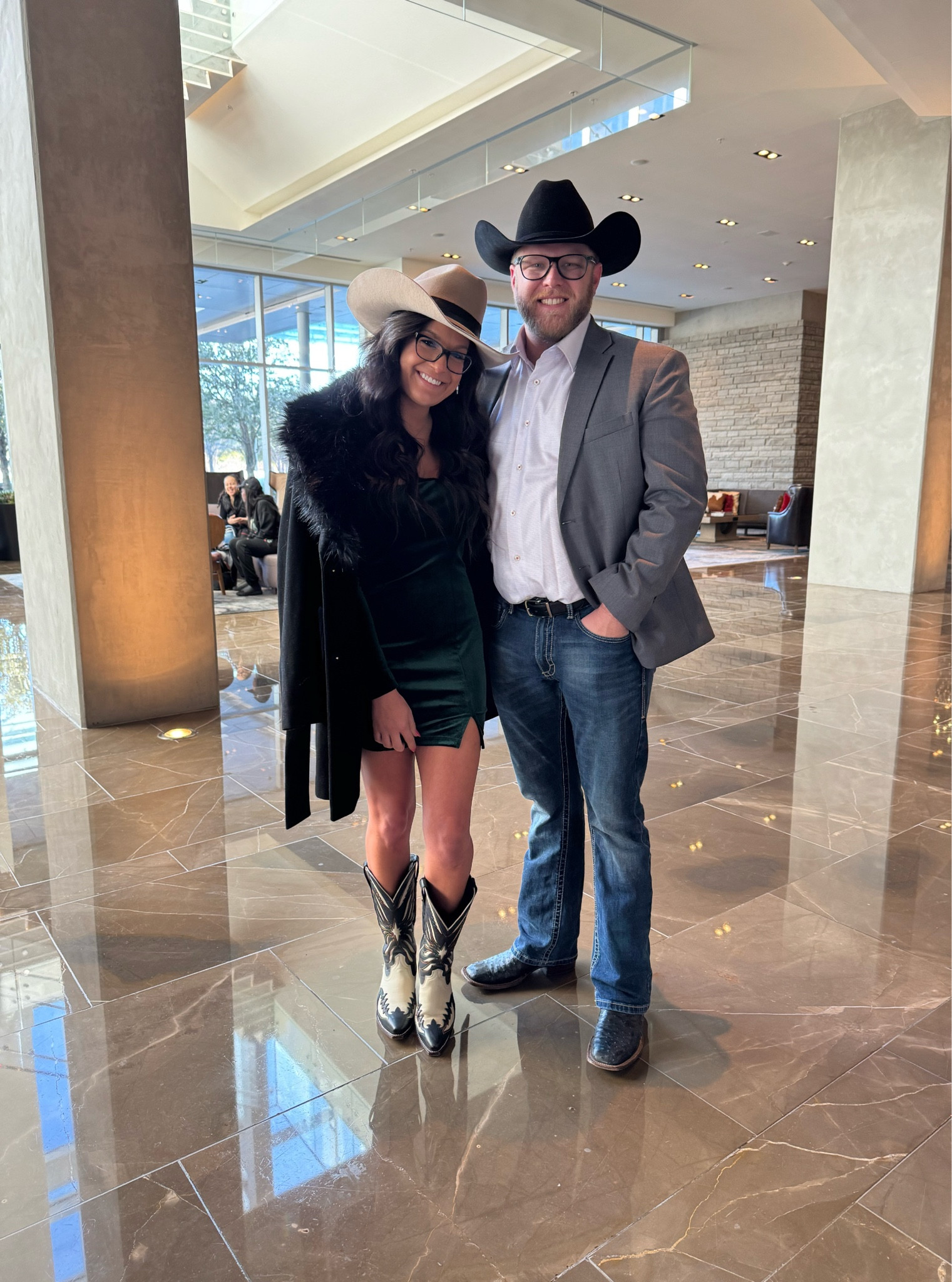 Holiday Party Season 🎉💃🏻#cowboyhat #cowboyboots #datenight 

#LTKStyleTip #LTKParties #LTKSeasonal