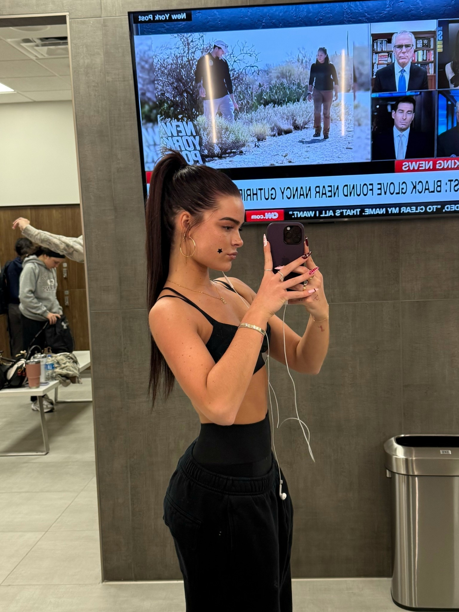 annndddd today’s gym fit is livveeee😎😎

#LTKfitnessgoals #LTKdayinmylife #LTKootd