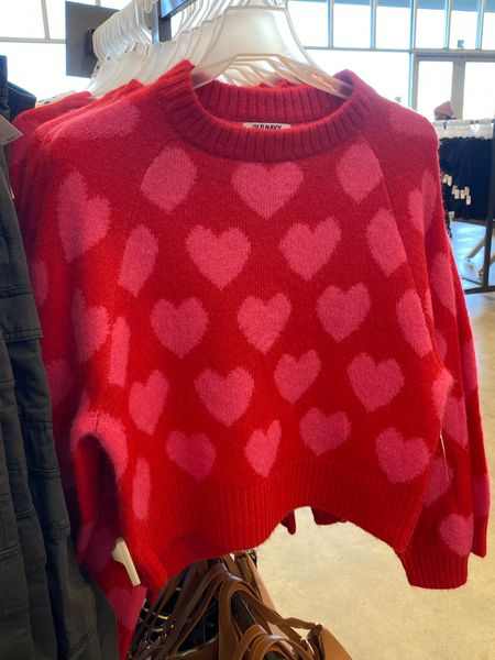 Old navy Valentine’s Day sweater! Red heart sweater! Valentine’s Day outfit idea!! Old navy sweater!! Valentine’s Day sweaters!! 

#LTKSeasonal #LTKHoliday