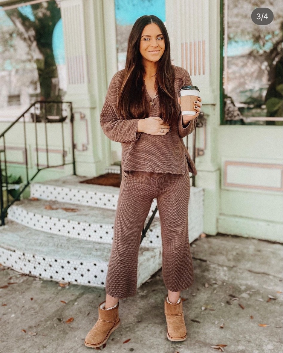Free people set // pregnant // baby bump // uggs // matching set 

#LTKstyletip #LTKbump #LTKshoecrush