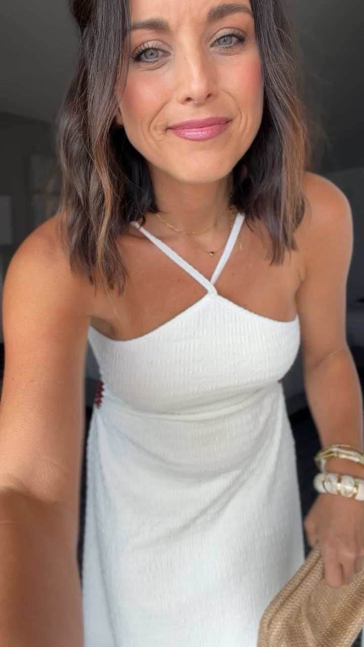 I can’t get over this dress 🤍 The fit is so flattering, the texture makes it look way more expensive than it is, and that neckline is what sold me. It’s one of those vacation pieces you throw on with sandals and a straw bag and instantly feel cute. Definitely coming with me on every beach trip from now on!

Size XS
5’3 for reference

#cupshe #cupshestyle #vacationoutfit #beachvacation #resortwear #summerdress #whitedress #vacationstyle #beachstyle #traveloutfit #summerfashion #vacayvibes #ltkstyle #ltkfashion #resortstyle #beachlook #summeroutfit #vacationready