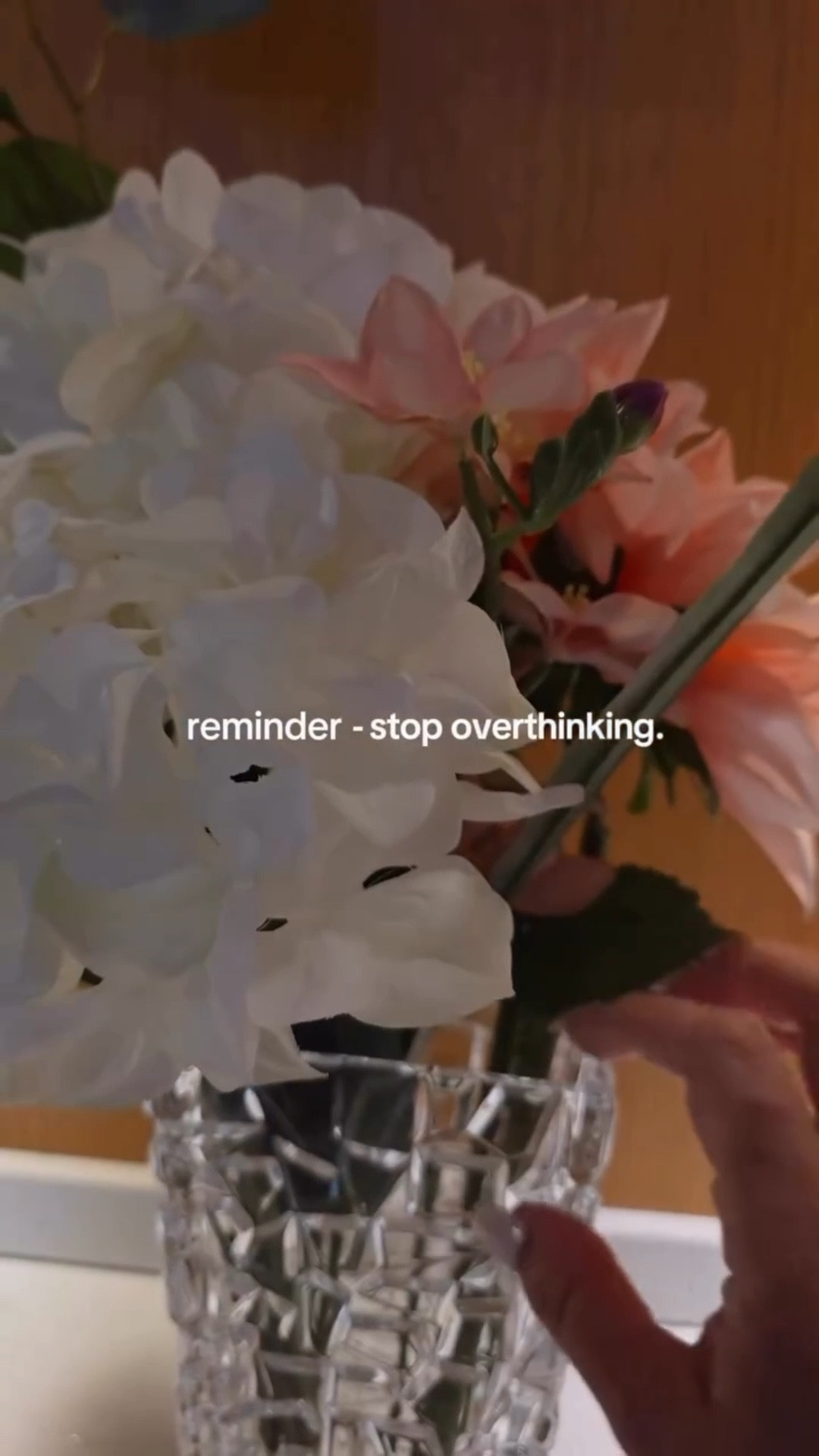 A few quiet reminders for the days when your mind feels loud and your heart feels tired. Rest is allowed. Peace is allowed. You are enough. Soft, calming details like fresh flowers and a crystal vase make home feel a little more peaceful too.
#choosepeace
#protectyourenergy
#gentlereminder
#mindfulliving
#peacefulhome
#calmingdecor
#softliving
#youareenough

#LTKselfcare #LTKSeasonal #LTKHome