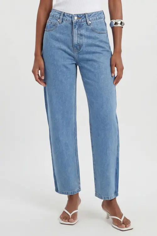 Karen Millen Barrel Leg Jeans in Mid Blue at Nordstrom, Size 6 | Nordstrom