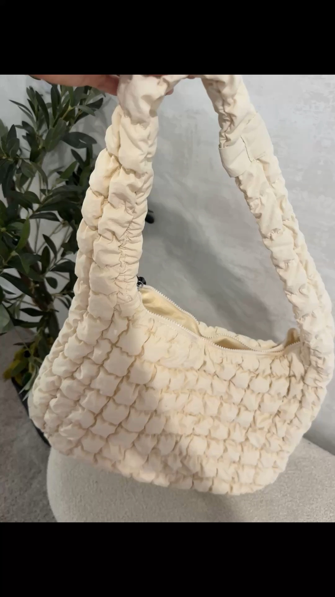 Quilted, puffy, & perfect. 👜✨ This $20 SHEIN Glowmode tote is giving all the Free People x Lulu vibes without the splurge. Lightweight, roomy, and the ultimate “throw-everything-in” bag—perfect for errands, gym, or everyday on-the-go. Linked it for you because it’s too good to gatekeep!

#LTKDupe #LTKFindsUnder50 #LTKBagStyle


#LTKActive #LTKFindsUnder50 #LTKSaleAlert