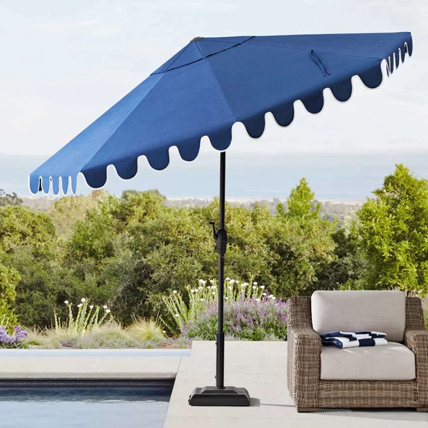 Member's Mark 10' Aluminum Scalloped Umbrella | Sam's Club