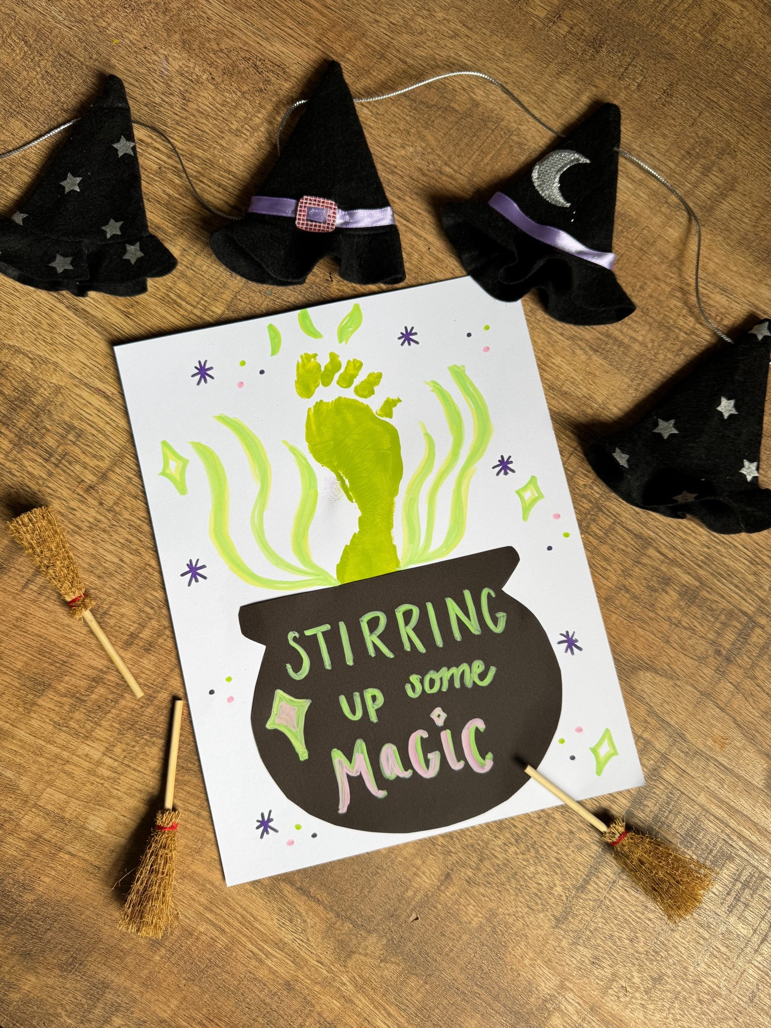 HALLOWEEN FOOTPRINT CRAFT 💚

#LTKKids #LTKSeasonal #LTKHalloween