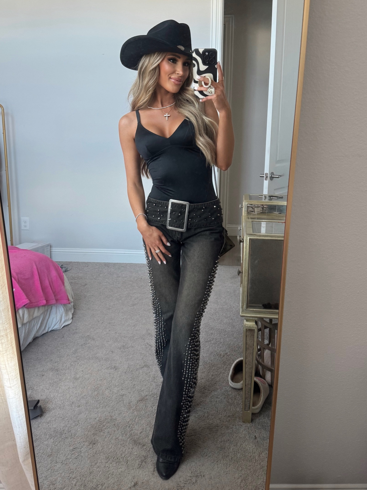 Wearing XS in bodysuit
Jeans TTS

Country concert outfit. PBR. Low rise jeans. Studded jeans. Bodysuit. Weekend style. Boots. Western  

#LTKFestival #LTKSeasonal #LTKFindsUnder100