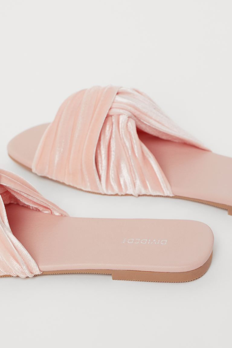 Velour Slides | H&M (US + CA)