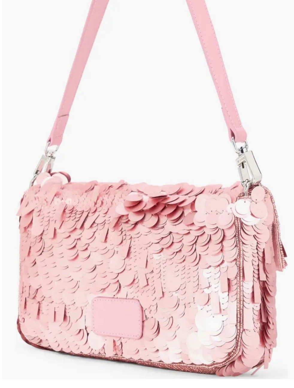 Timmy Sequin Shoulder Bag
STAUD

Channel bold, modern glamour with this sequin-covered handbag that can be carried as a clutch or worn at the shoulder for easy versatility.

#LTKTravel #LTKWedding #LTKootd