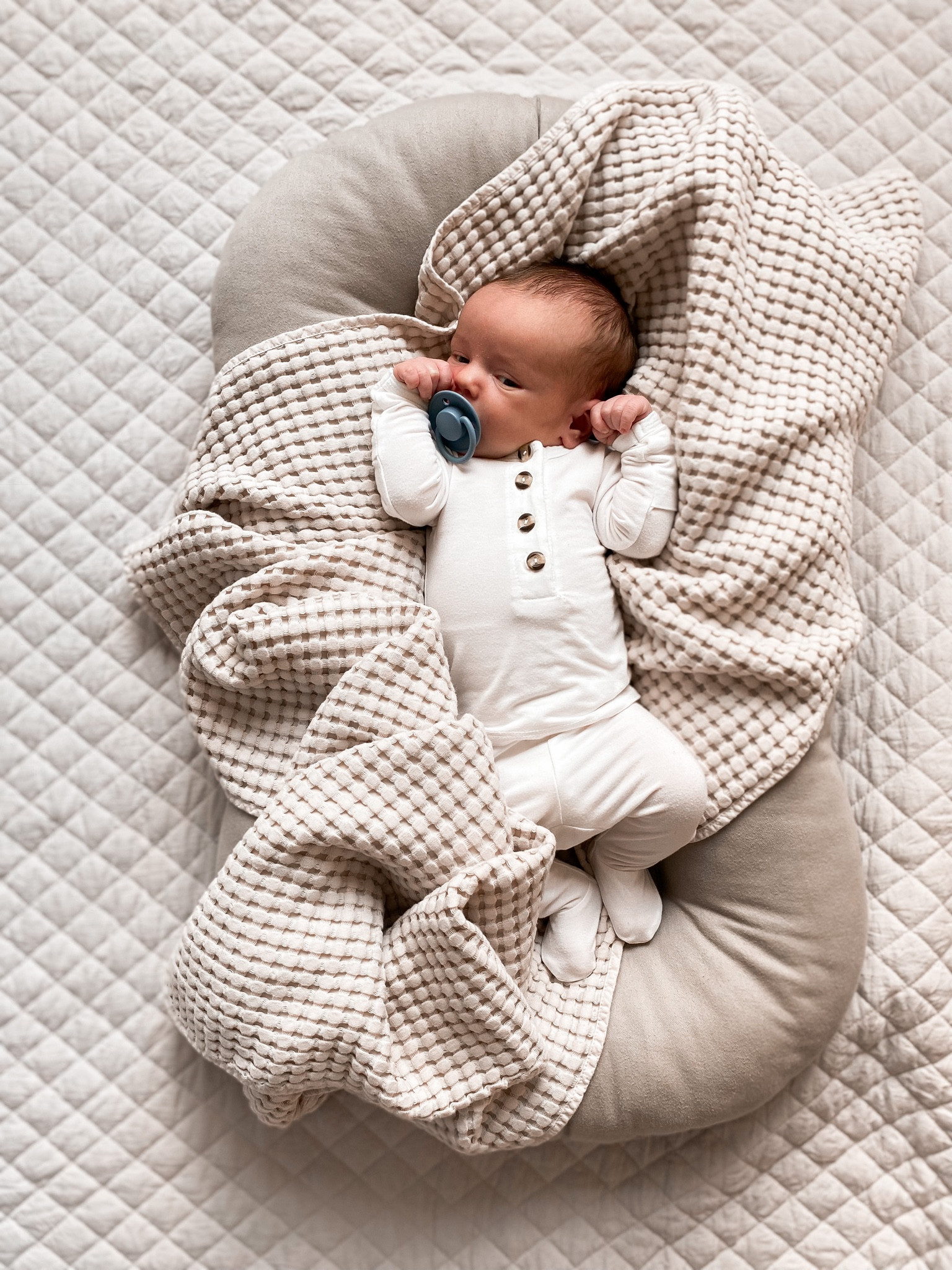 Monthly milestone baby photos 💙⚡️

Baby boy / baby photos / milestone photo / milestone card / pennant flag / flag banner / nursery flag / nursery banner / name banner / milestone cards / nursery / neutral nursery / boy nursery / snuggle me / baby lounger / baby registry / baby bag / hospital bag / diaper bag / baby gifts / newborn gift / waffle blanket / baby blanket / Lou Lou / newborn set / newborn outfit / premie outfit 

#LTKbaby #LTKbump #LTKFind