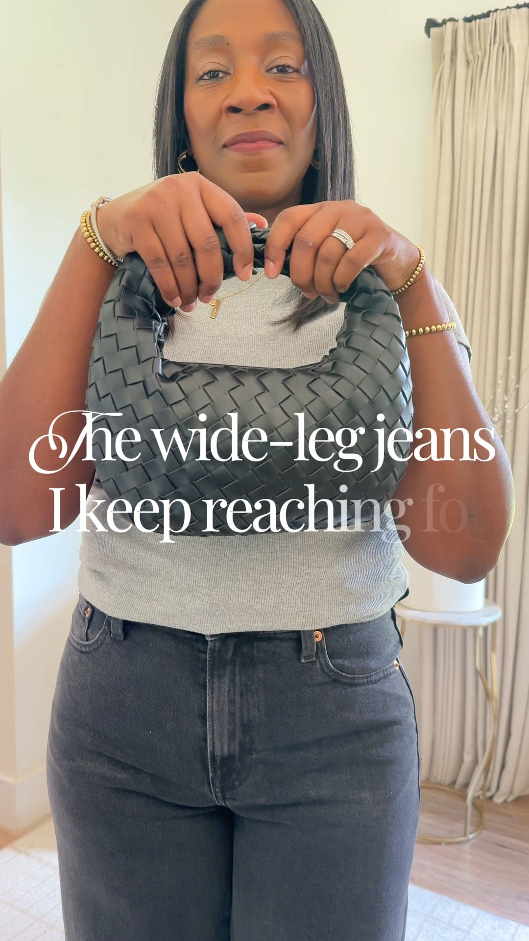A good pair of jeans can do all the work. 🤎 I’m loving the easy, relaxed fit of these Gap wide-leg jeans and how effortlessly they dress up with the right accessories.

I linked the look in Stories if you want the details.

@gap #gap #gapcreator #gapstyle #widelegjeans #denimstyle 

styleover40 everydaystyle elevatedstyle

#LTKootd #LTKgrwm #LTKOver40