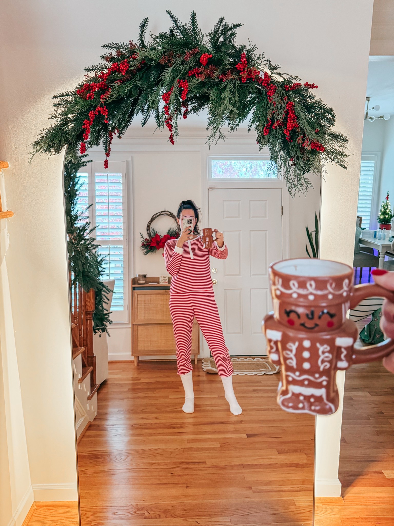 I love this garland!  It was on sale too!! 

#LTKHoliday #LTKHome #LTKSeasonal