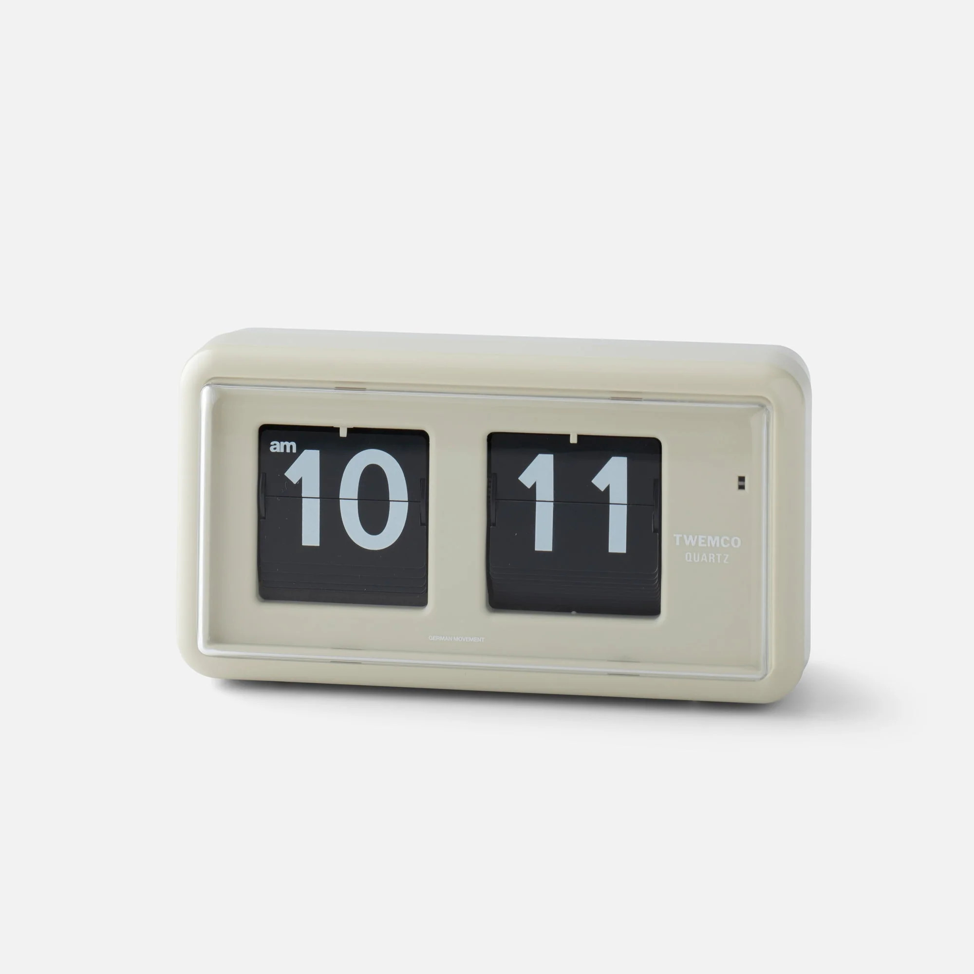 Gino Flip Clock | Schoolhouse