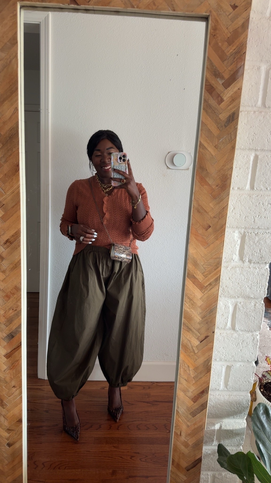 Linking similar Amazon cardigan, and balloon pants! Size medium for both

#LTKgrwm #LTKootd #LTKOver40