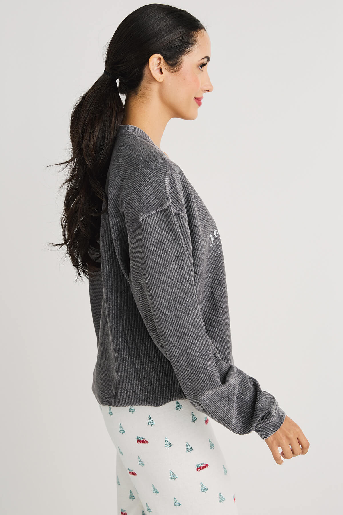 Social Threads Logo Sweatshirt | Social Threads
