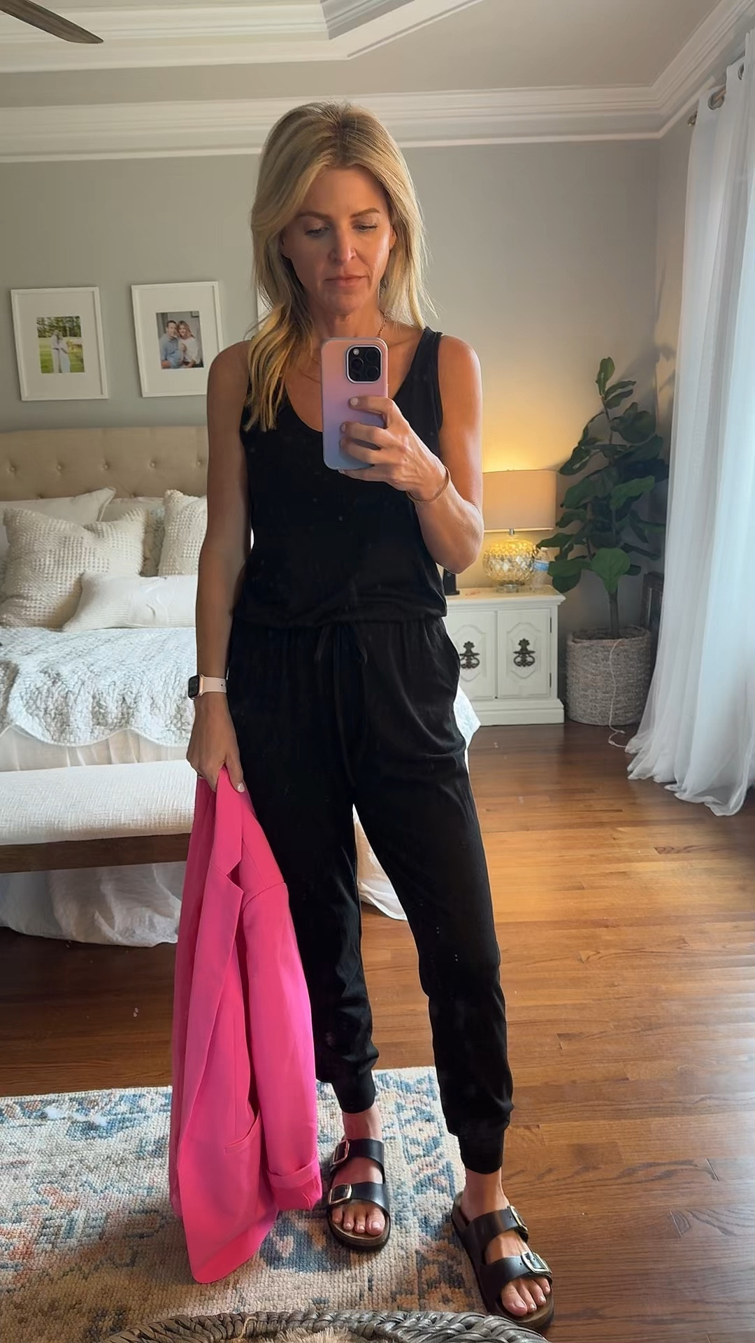 Favorite work from home outfit. Comfy all day. 💯 