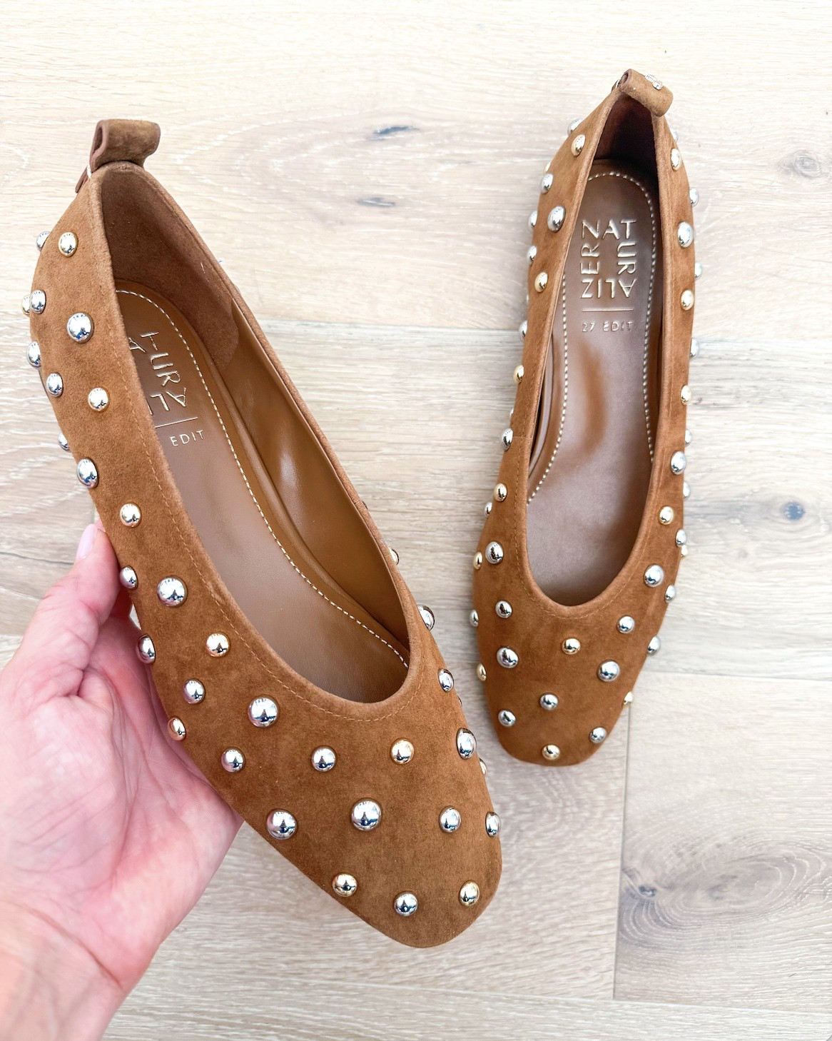 The cutest flats for fall!

women’s fall outfits
cozy autumn layers
fall sweaters and cardigans
transitional fall fashion
chic fall boots
women’s plaid and flannel
neutral fall wardrobe
elevated casual fall looks

#LTKShoeCrush #LTKSeasonal #LTKSaleAlert