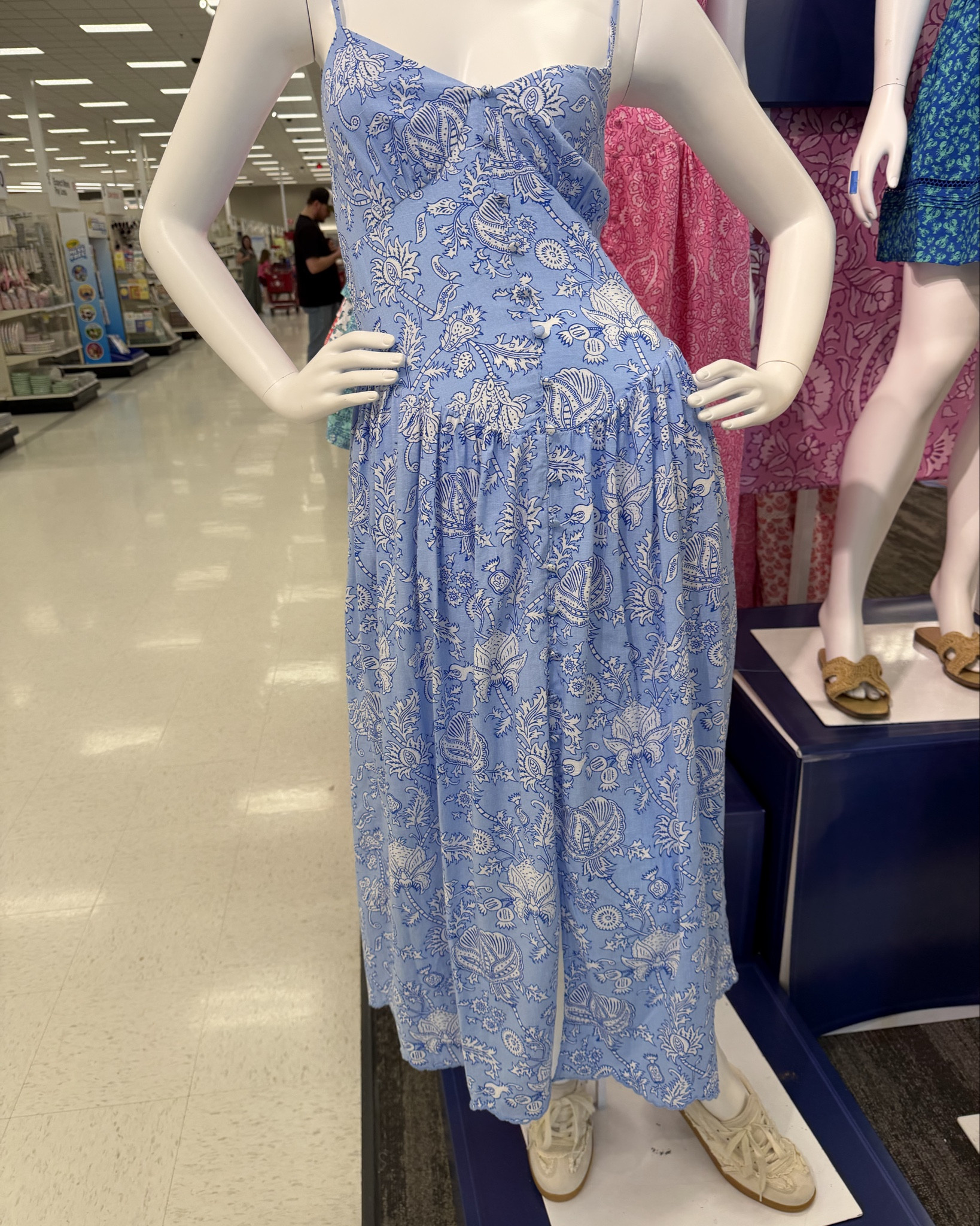 I’m not a huge fan of the clothes but I do love the accessories!!!