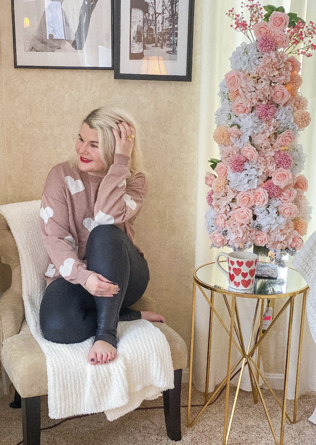 Nothing says Happy Valentine’s Day like a heart sweater. 

#LTKValentine #LTKootd #LTKPetite