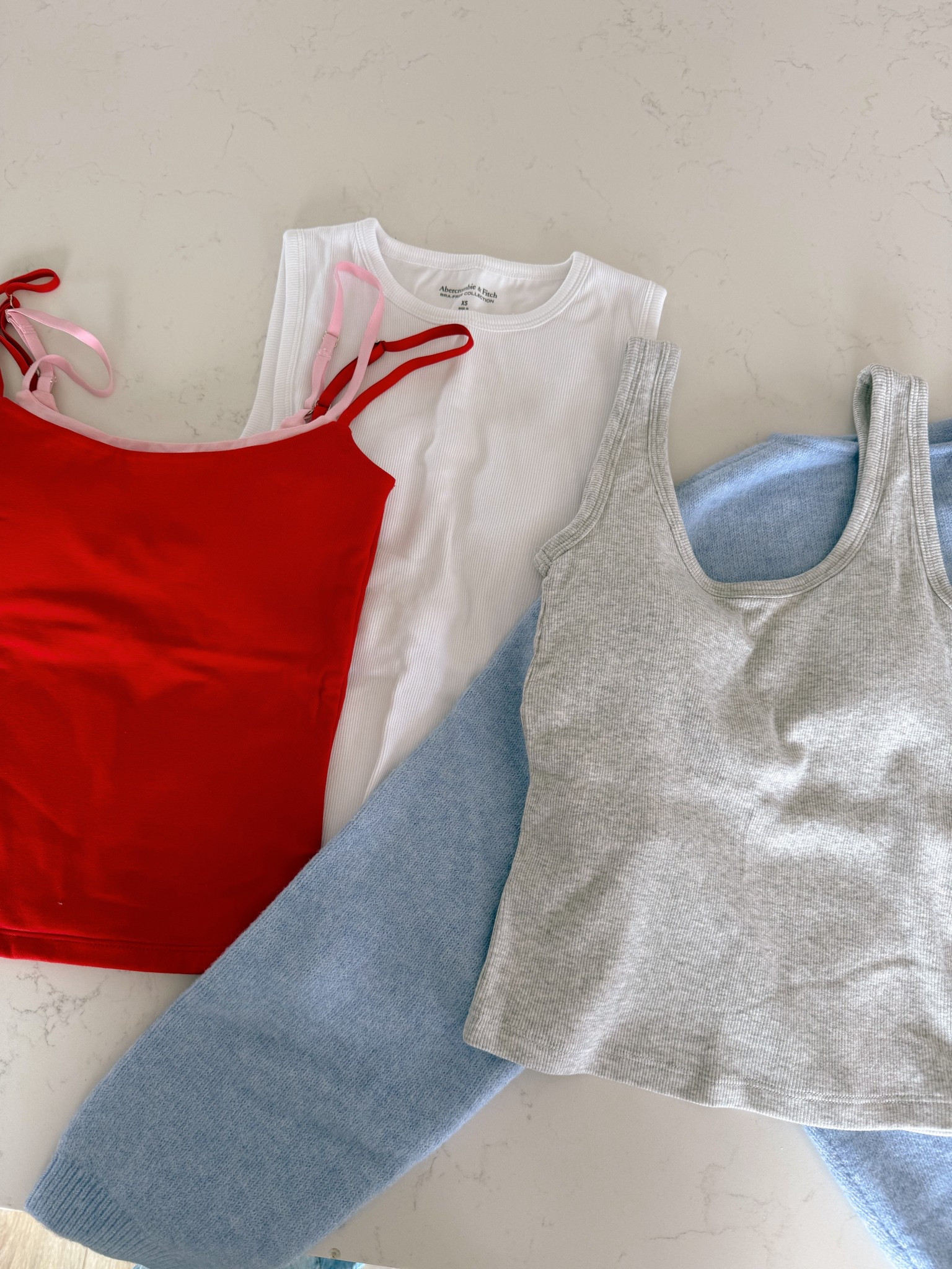 Abercrombie basics! Got a size XS in everything!

#LTKgrwm #LTKootd #LTKdayinmylife