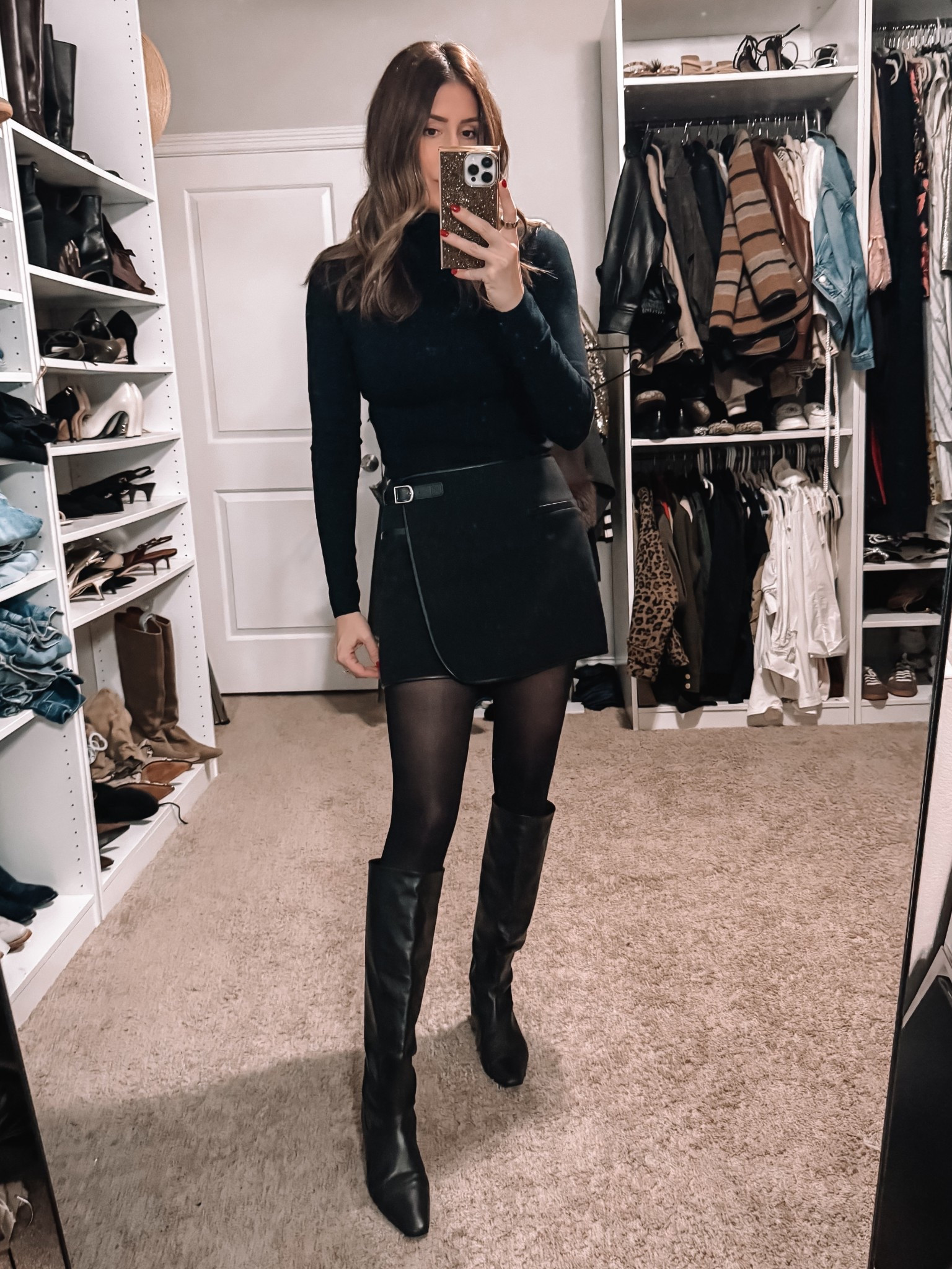 Small in top, size 4 in skirt 