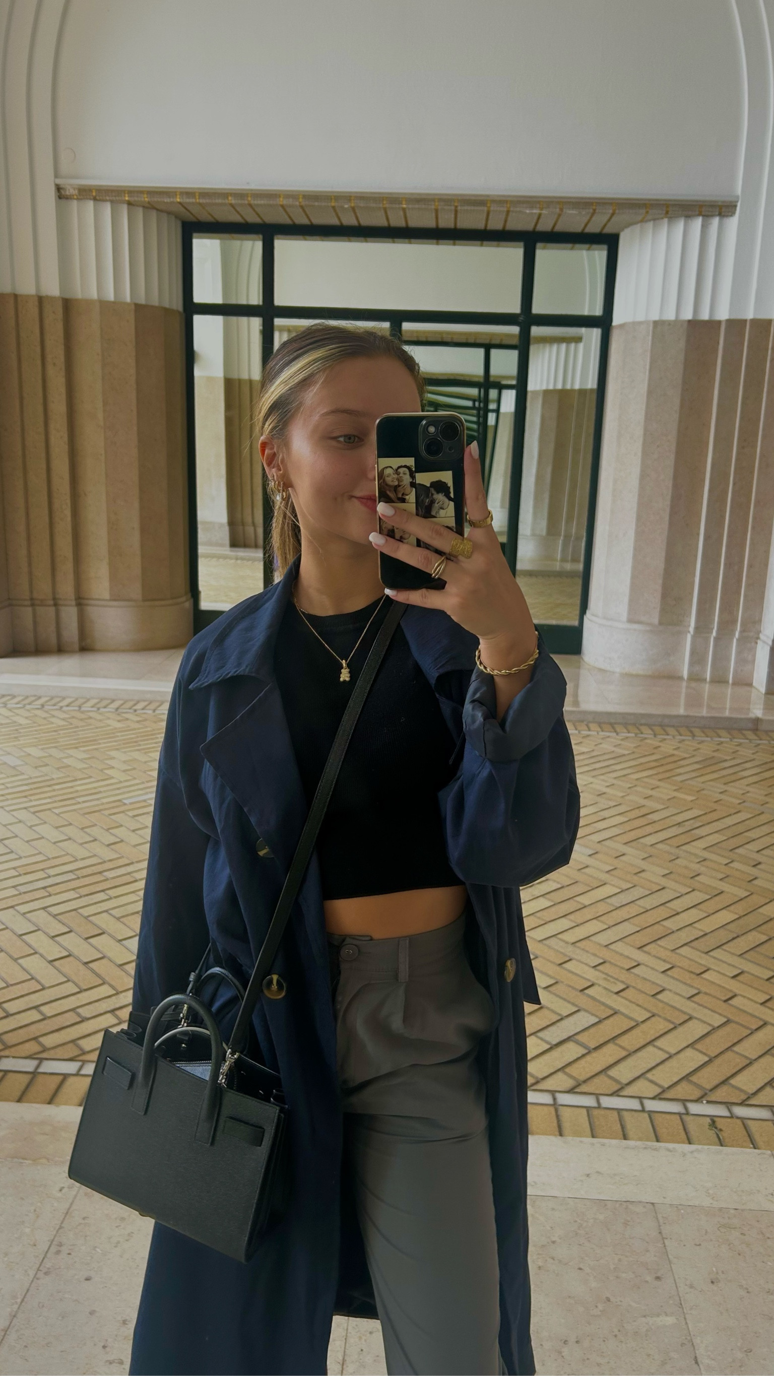 Fall outfits 🍂 #trench#navy#classyootd#parisootd#frenchootd#plt#boohoo 

#LTKHoliday #LTKGiftGuide #LTKSeasonal