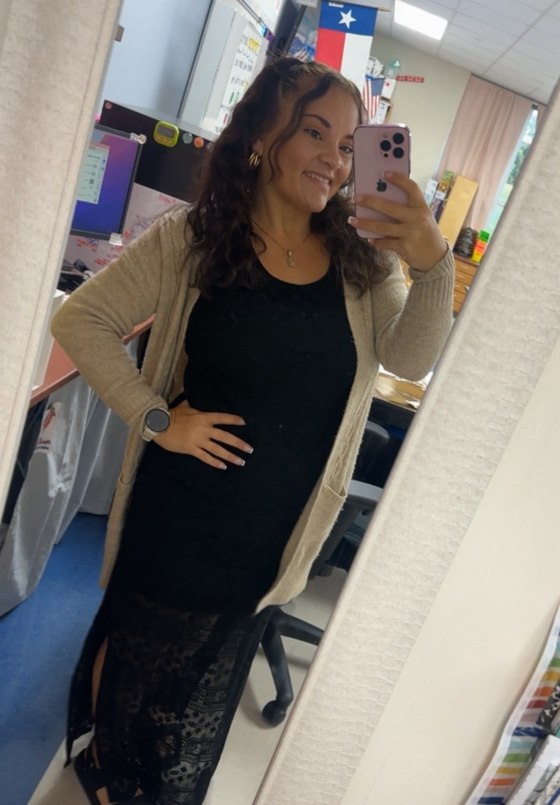 Love this fit! Perfect for the teacher fit or just a casual day out! 

#LTKStyleTip #LTKPetite #LTKWorkwear