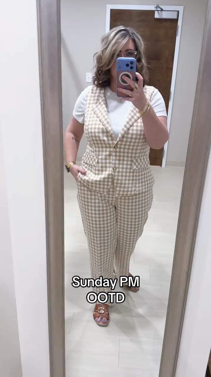 My new favorite outfit! 🤭😍 #ootd #sundayootd #midsizefashion #midsize #springtok 

#LTKootd #LTKMidsize #LTKPetite