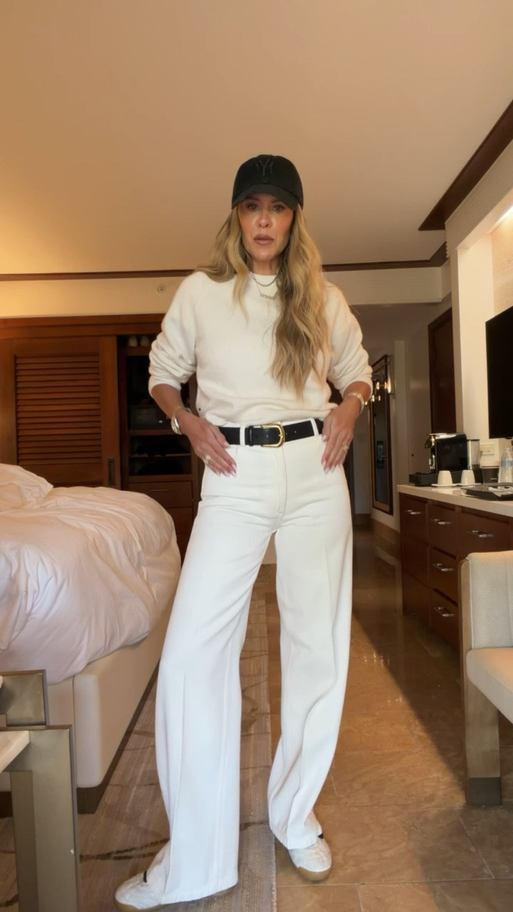 Shoppies activated 🛍️ here’s today’s outfit for a full day of outlet shopping 

#LTKSeasonal