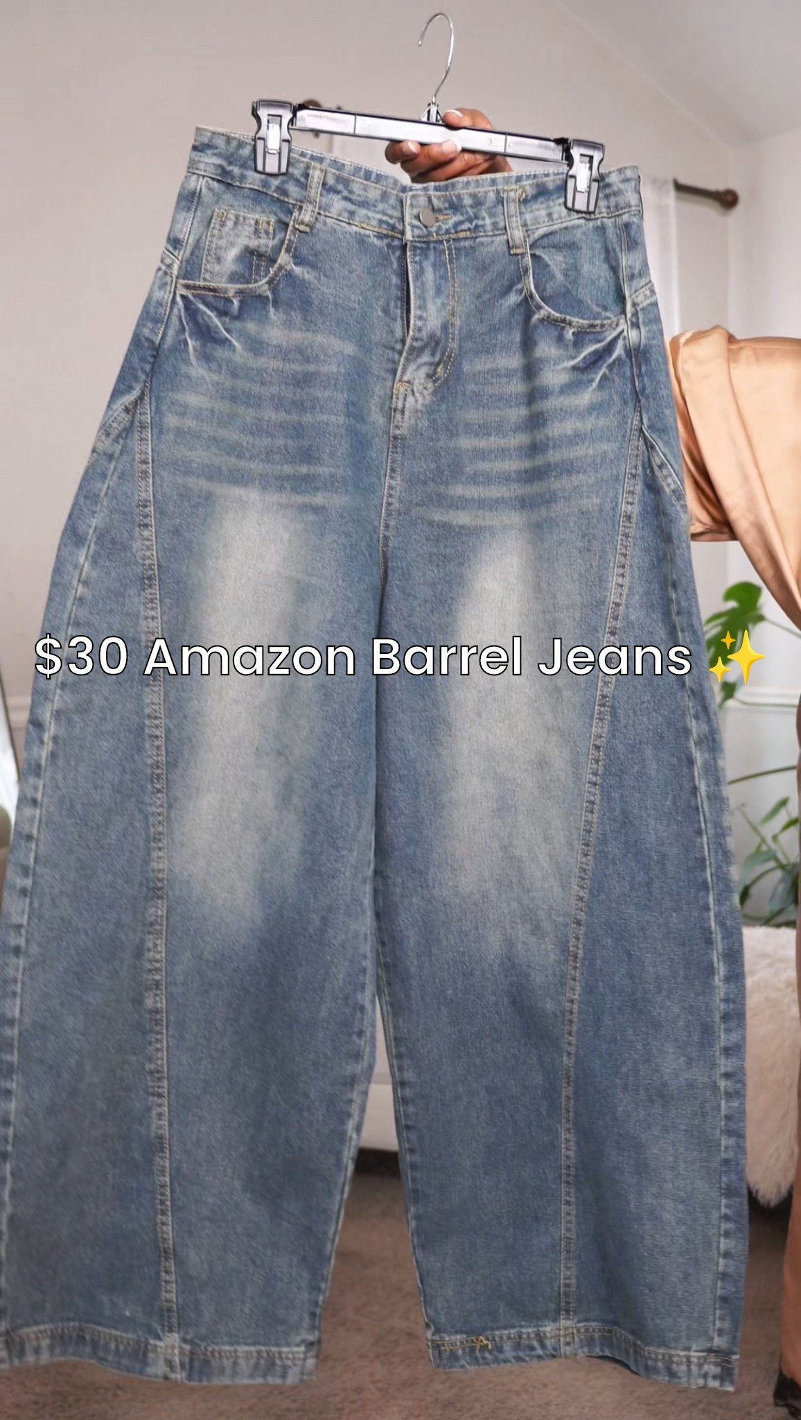 Recommend sizing up 1-2 sizes you have larger hips 😉 
#denim, #jeans,  barrel jeans, neutral, chic winter style, elevated basics, winter capsule wardrobe, effortless outfit inspo, everyday style

#LTKMidsize #LTKPetite #LTKgrwm