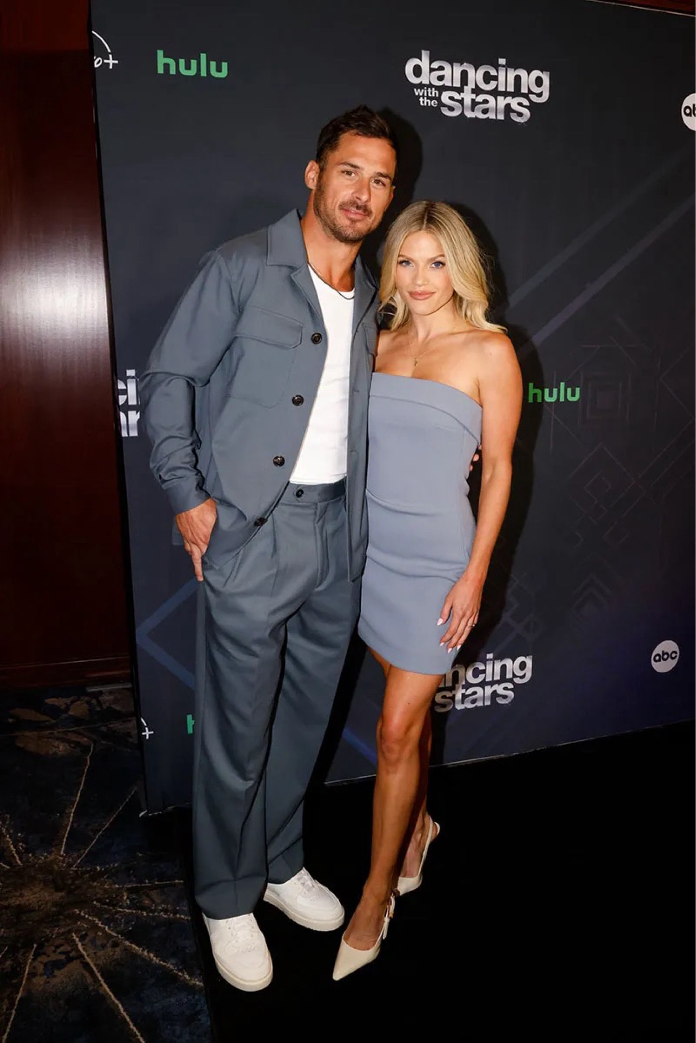 DWTS X RED CARPET 🪩💃🏼 

red carpet l outfit l dress l mini dress l aritzia