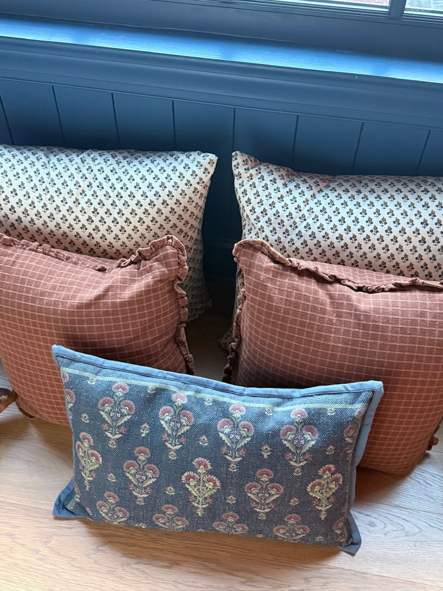Bed pillow combinations I'm bringing to the lakehouse! (Floral pillows in the back are no longer sold - linked a similar option for you) 

 #LTKHome