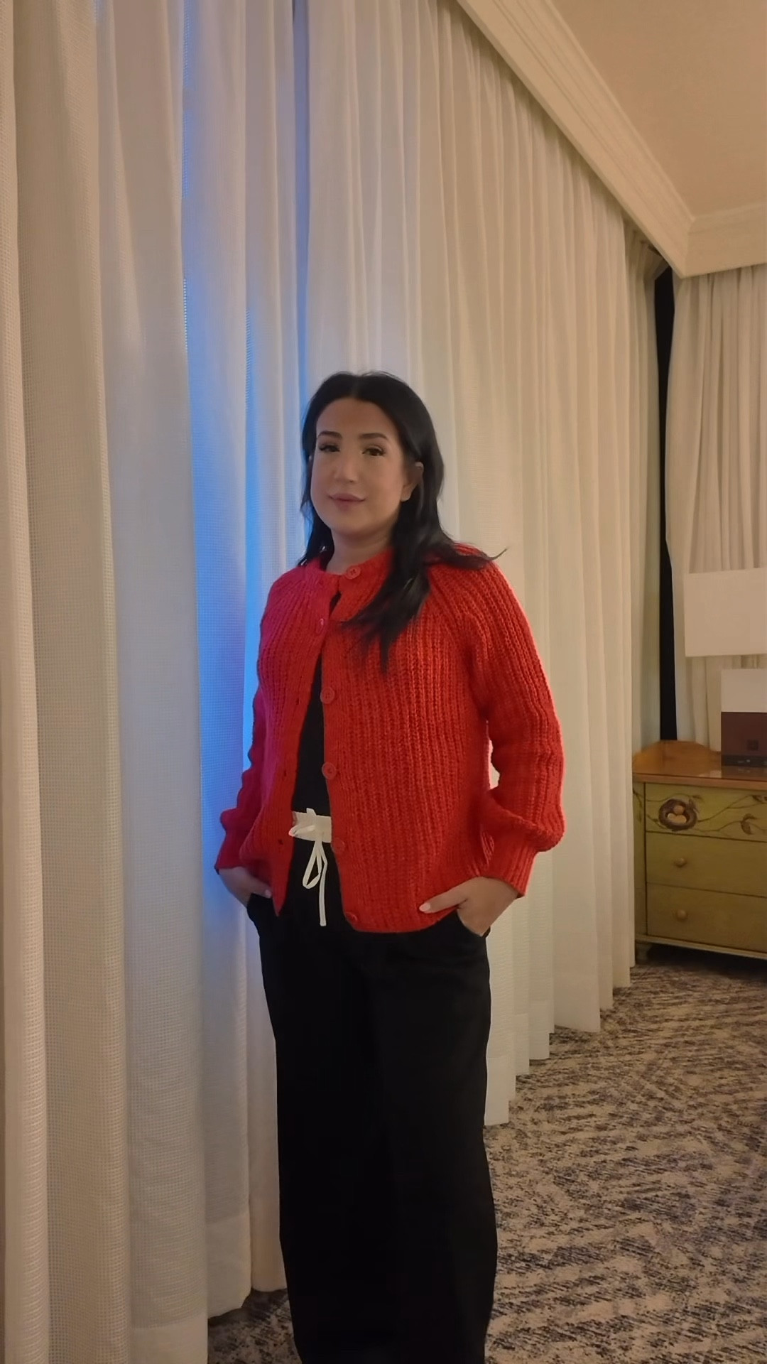 Rainy day indoors in Muskoka ootd 

#LTKfall #LTKcanada