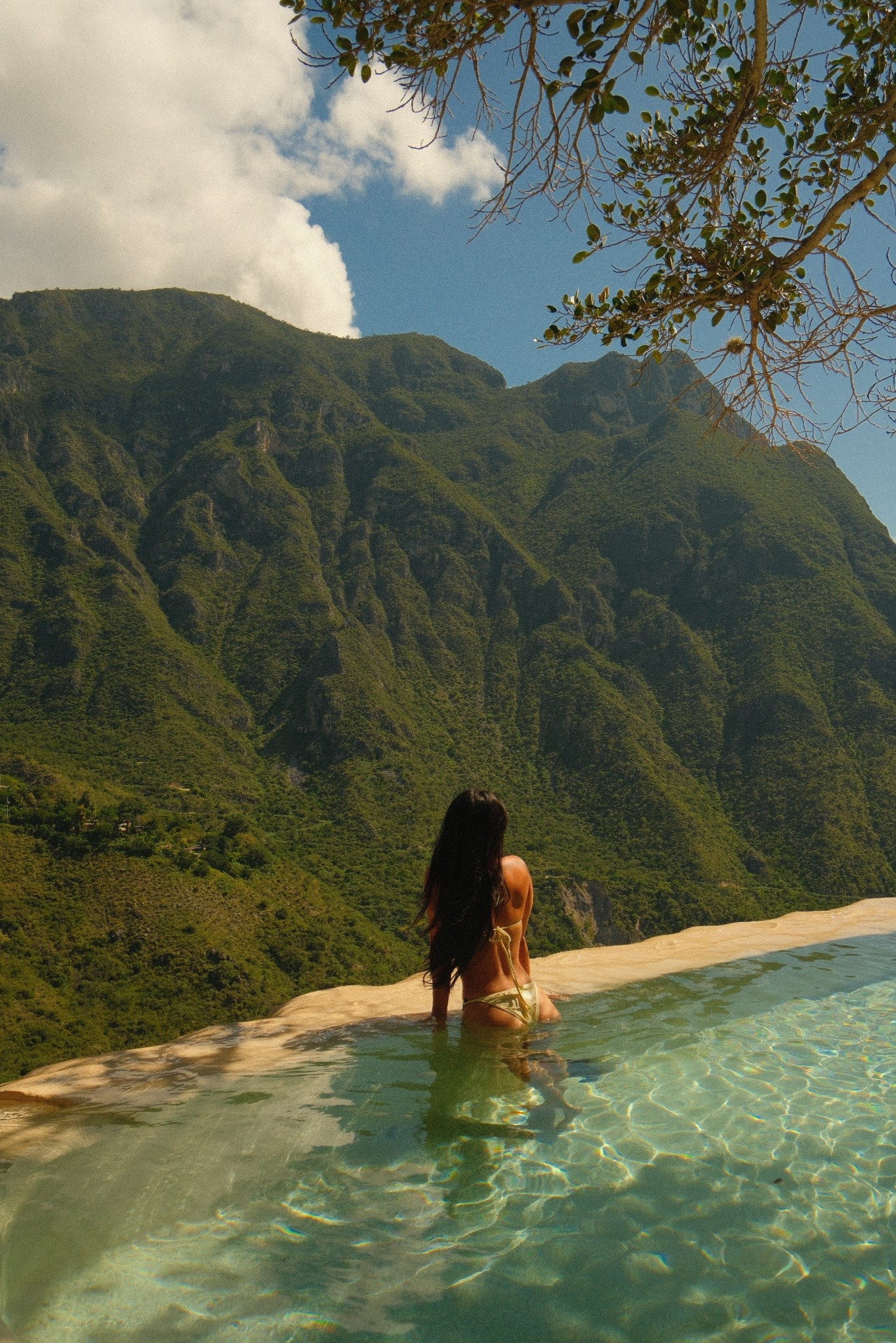 Tolantongo fit

#LTKActive #LTKPetite #LTKTravel