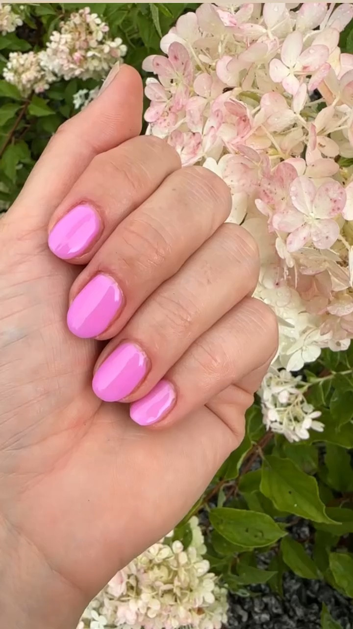 I am SHOOK that no one told me you could turn regular nail polish into gel!! Here are all the supplies I used (along with my regular nail polish). Be sure to watch my full tutorial over on Instagram!

#LTKBeauty #LTKVideo #LTKStyleTip